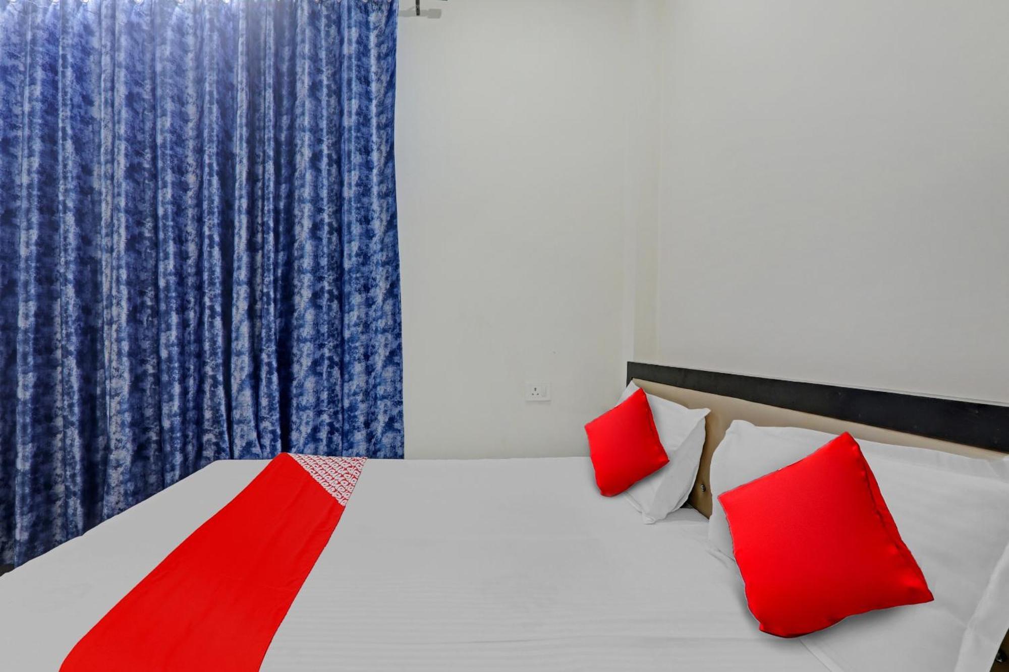 Hotel O R K Hotels ラクナウ エクステリア 写真
