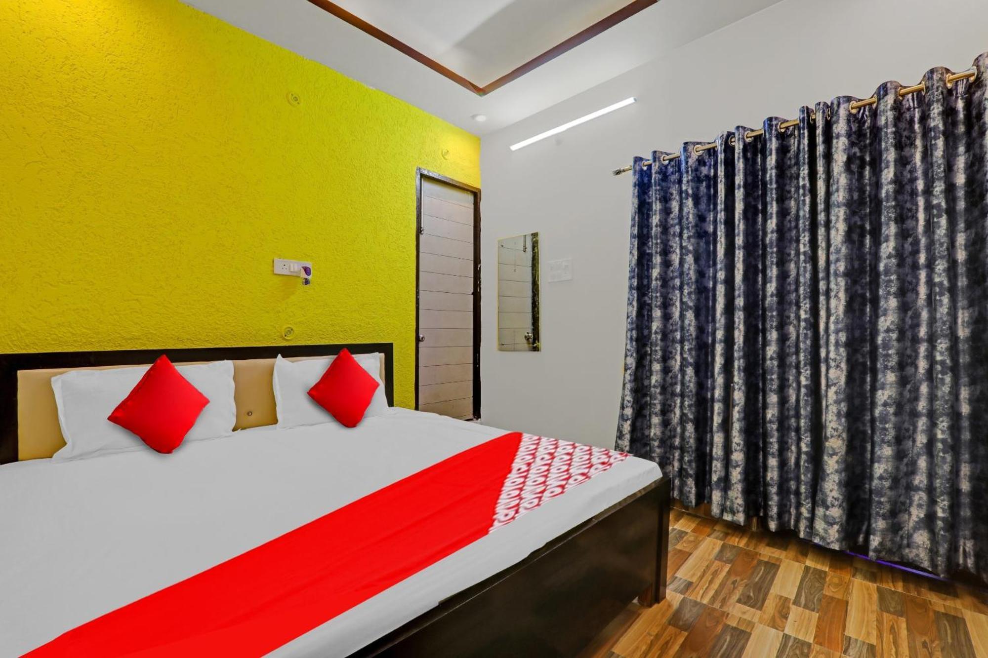 Hotel O R K Hotels ラクナウ エクステリア 写真